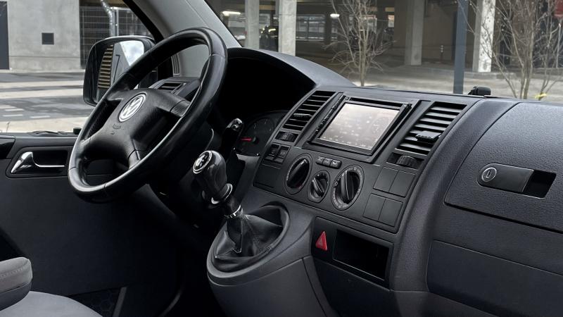 Volkswagen Caravelle